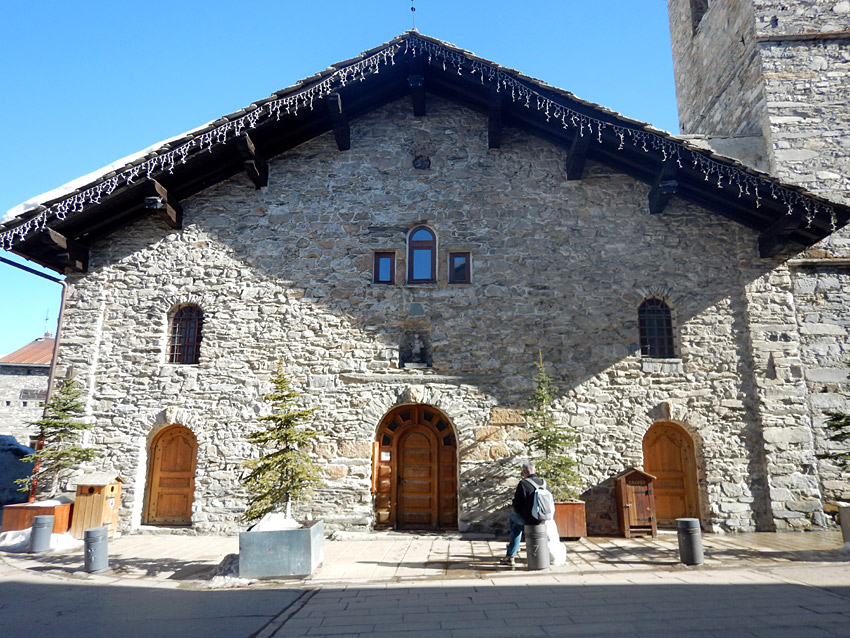 Val-d'Isere - Église Saint-Bernard de Menthon