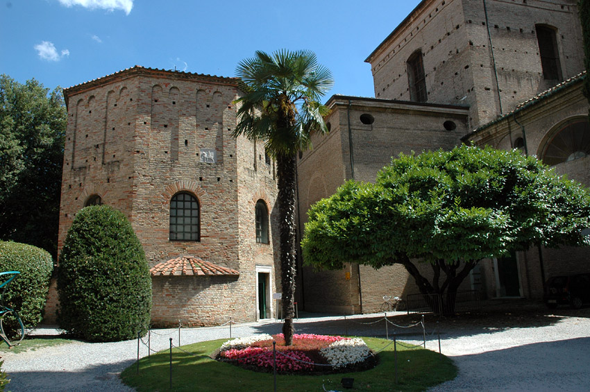 Ravenna - baptistérium Neoniano