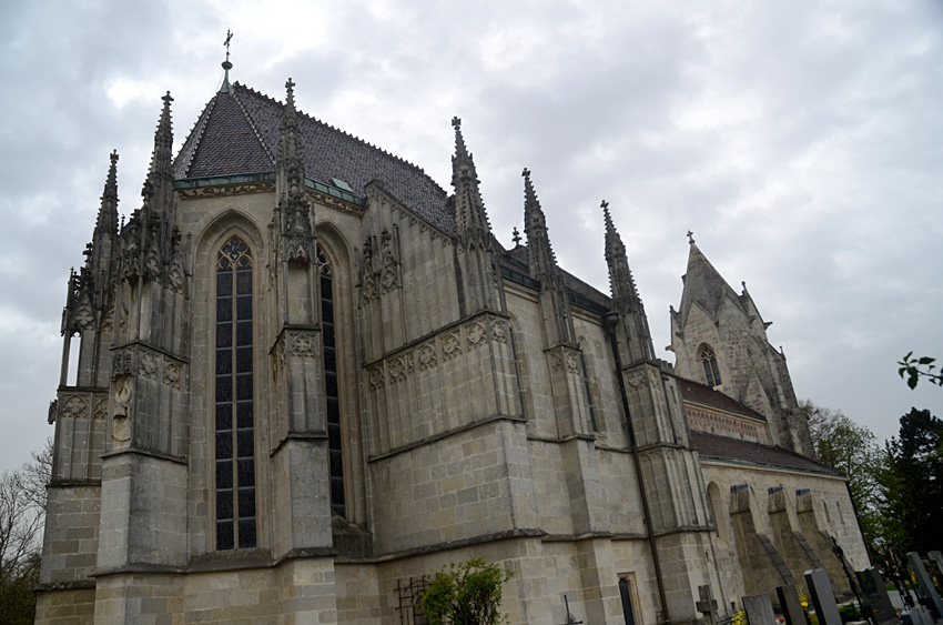 Bad Deutsch-Altenburg - kostel Nanebevzetí Panny Marie