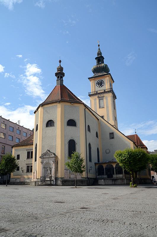 Linec - Stadtpfarrkirche