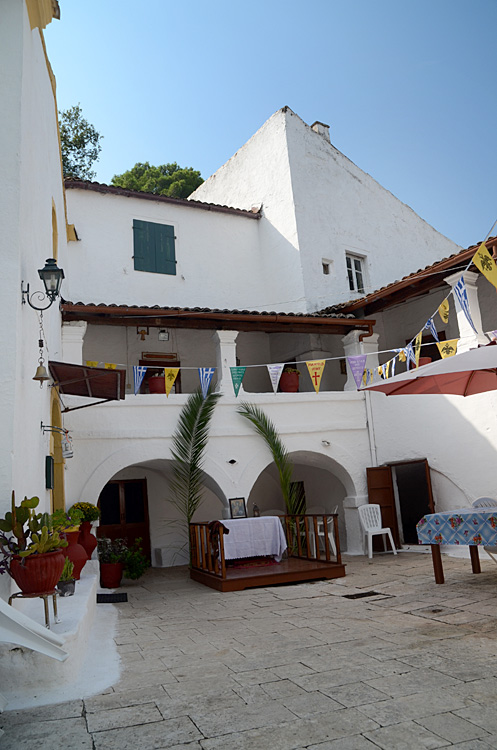 Korfu - Monastery Agia Efimia Anemomilos