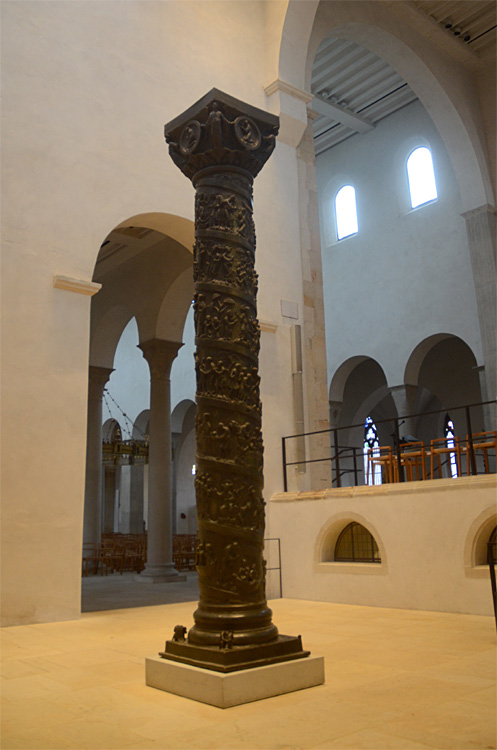 Hildesheim - katedr�la Nanebevzet� Panny Marie