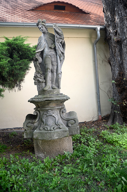 B�lina - socha svat�ho Flori�na