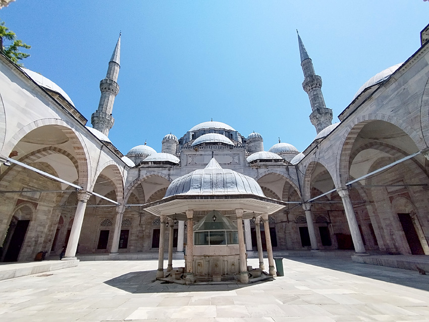 Istanbul - mešita Bájezída II.