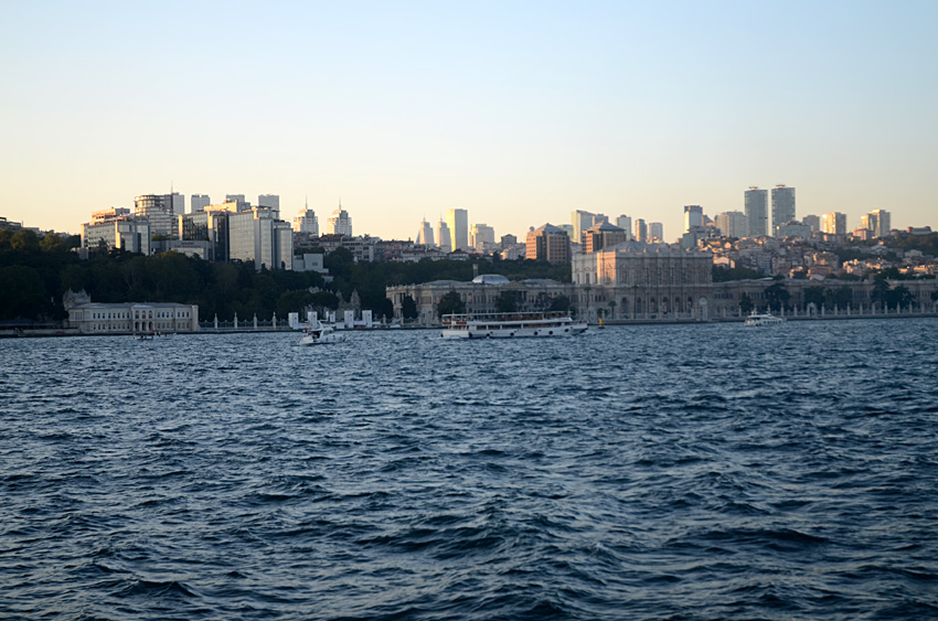 Istanbul - loď Beşiktaş - Eminönü