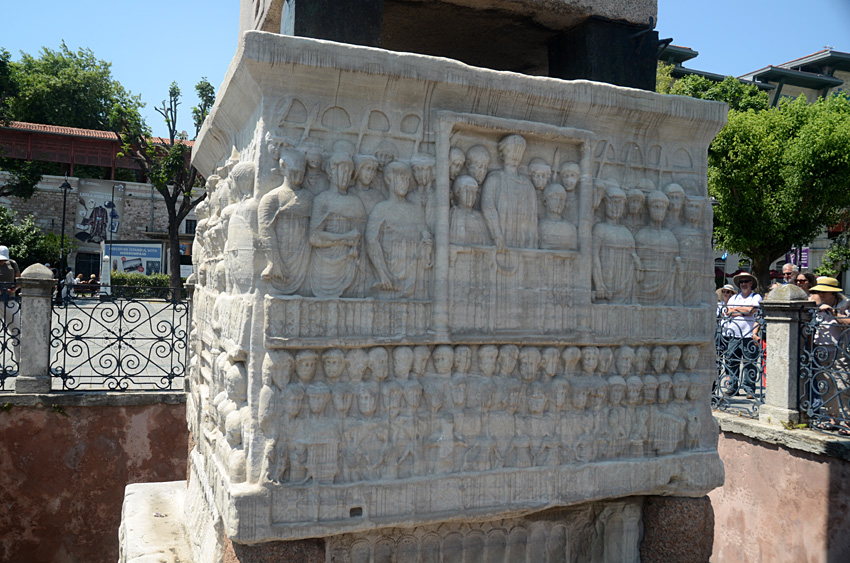 Istanbul - Obelisk Thutmose III. (Theodosiův obelisk)
