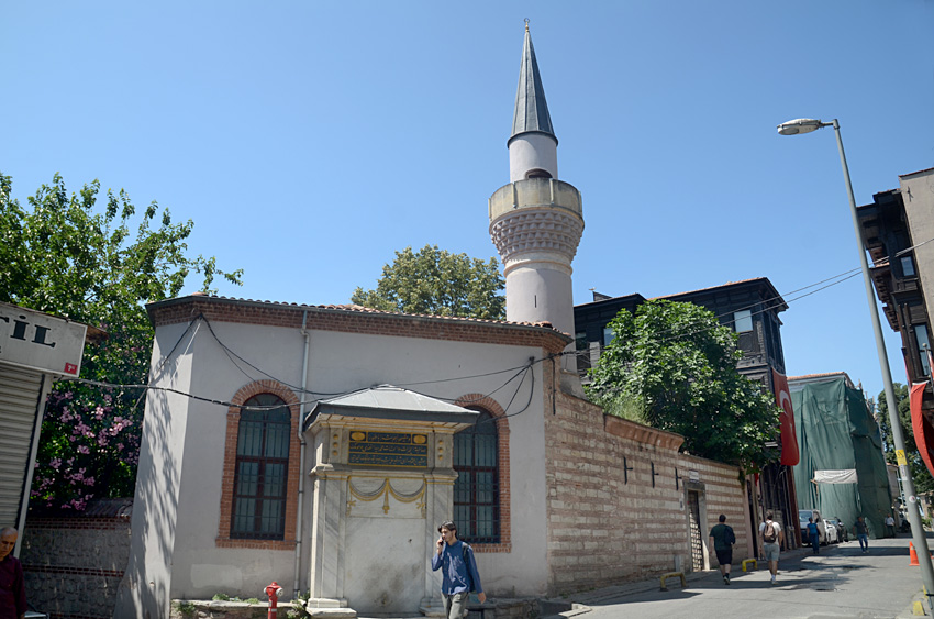 Istanbul - mešita Kirazli a okolí