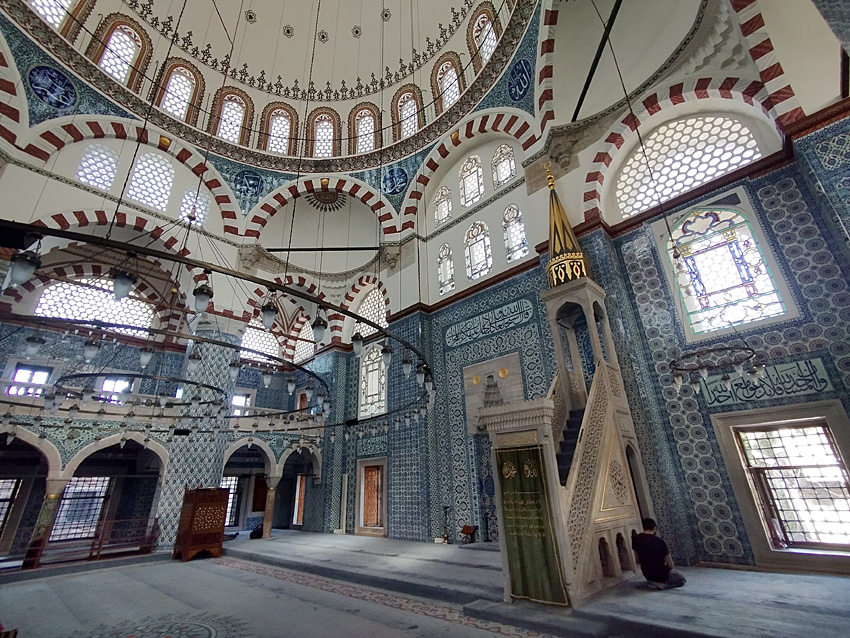 Istanbul - mešita Rüstem Pašy