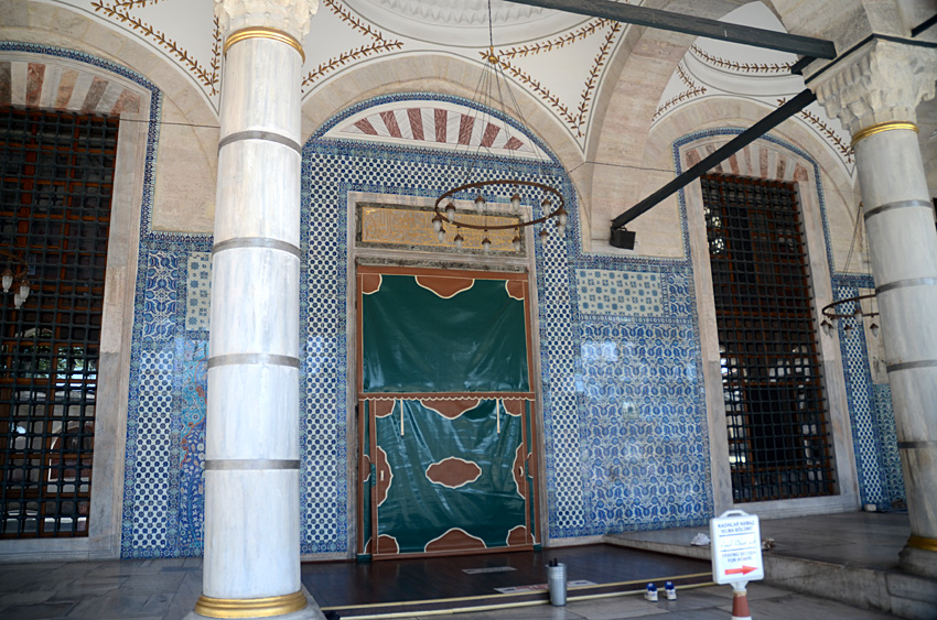 Istanbul - mešita Rüstem Pašy