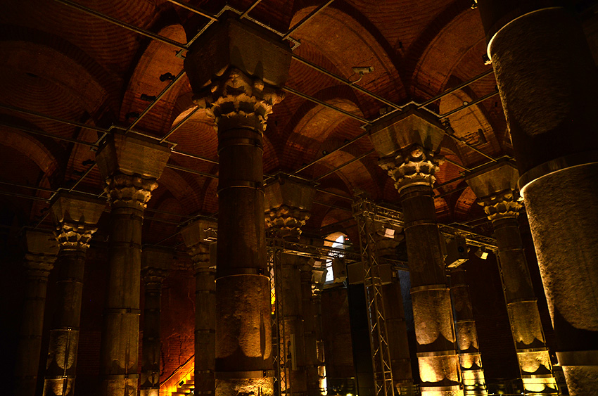 Istanbul - Theodosiova cisterna