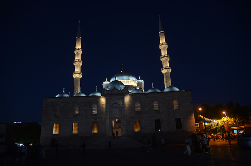 Istanbul - Yeni Camii (Nová mešita)