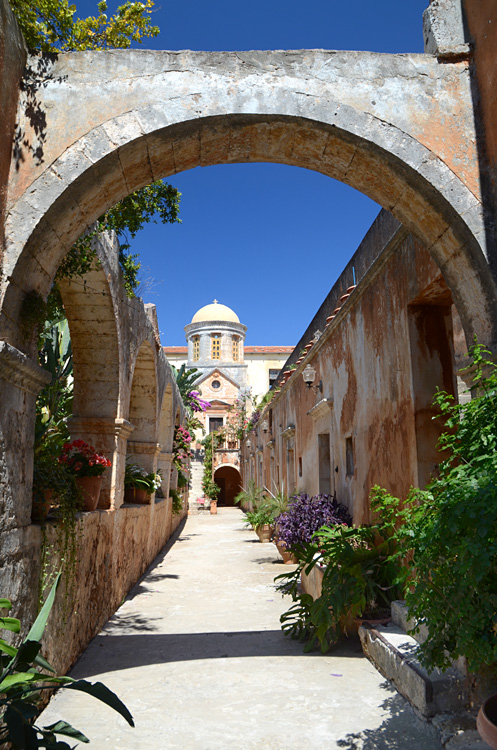 Poloostrov Akrotiri - klášter Agia-Triada-Tzagaroli